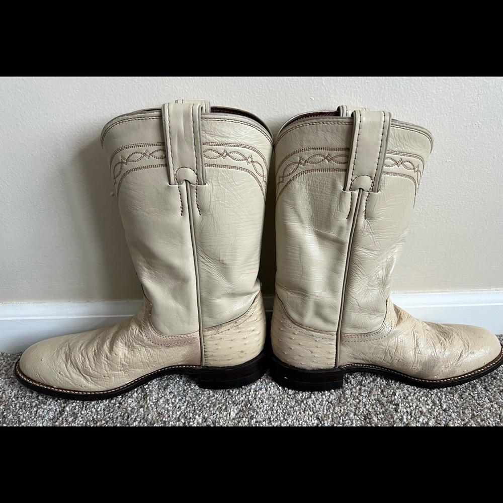 Womens Justin boots size 5.5b